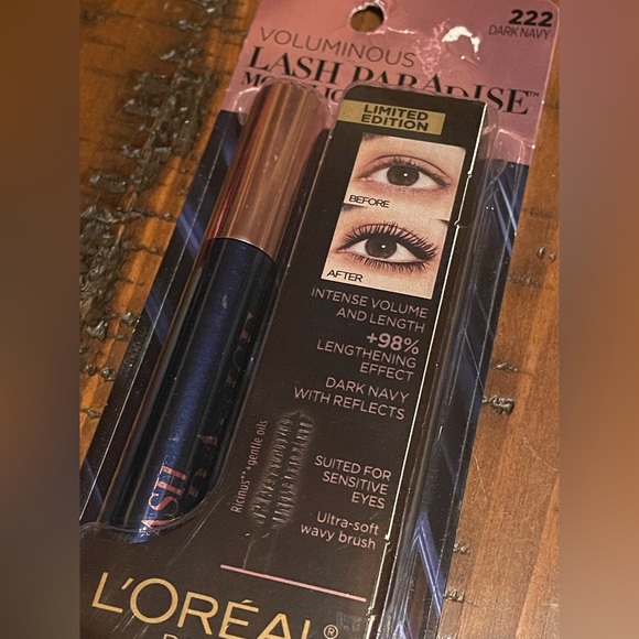 Blue Mascara - Picture 4 of 4